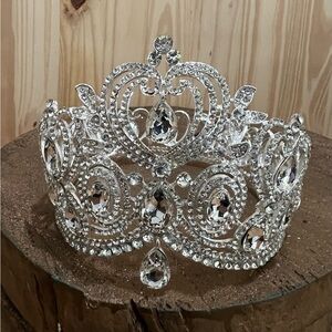 Elegant Birthday Princess Silver Tiara Crown for All Occasions